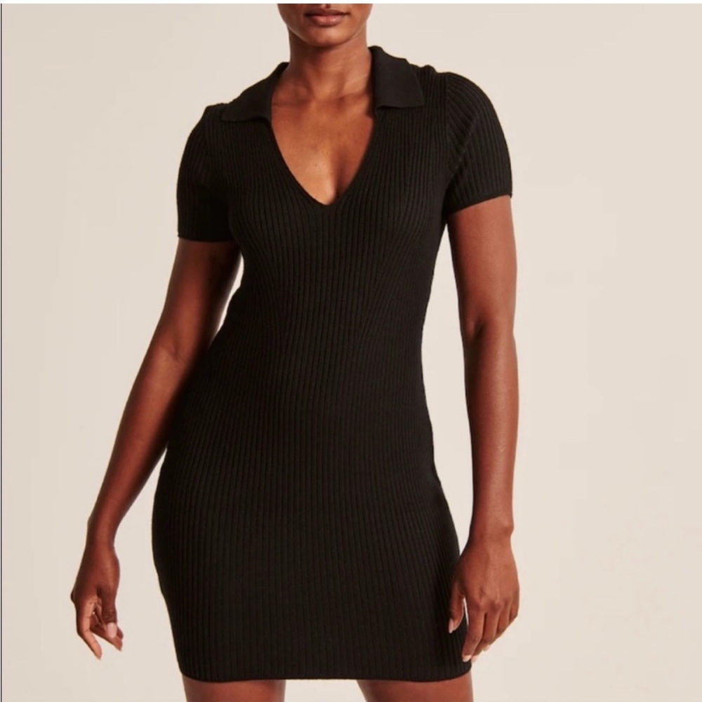 Abercrombie & Fitch Black V-Neck Sheath Mini Dress
